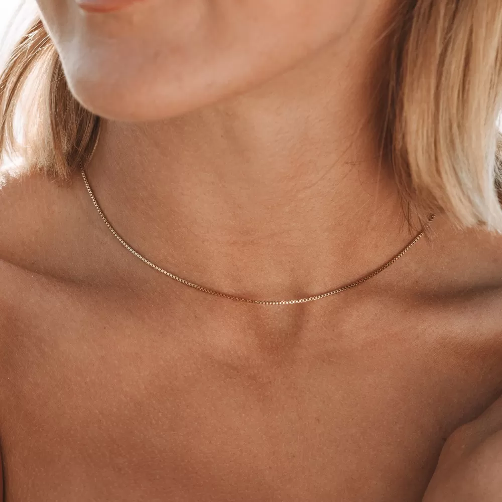 Atolea Jewelry Dainty Box Choker